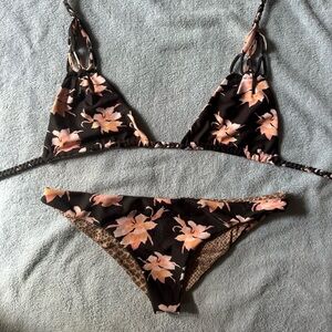 acacia black vintage aloha set